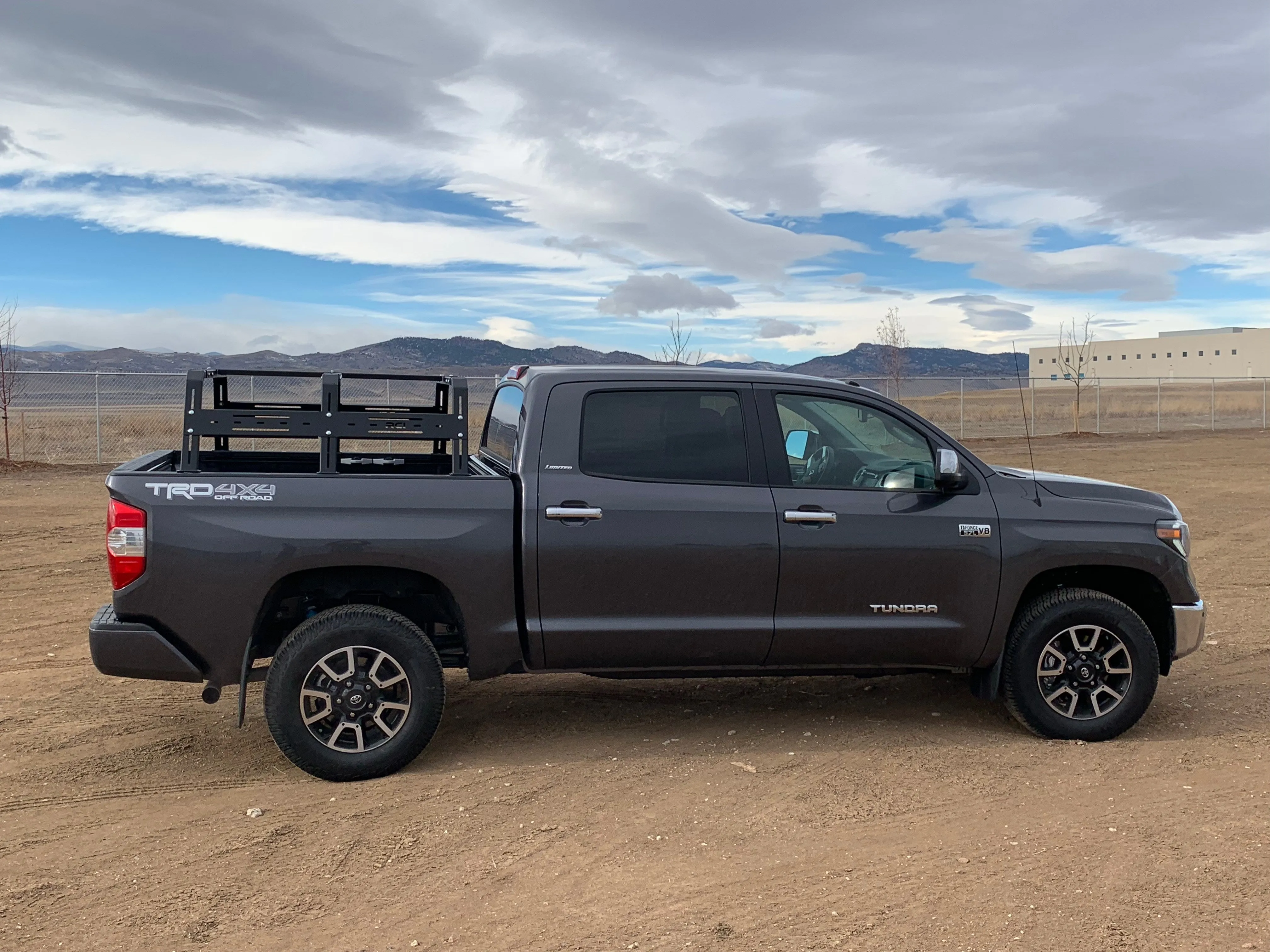RCI Metalworks 18" Adjustable Bed Rack