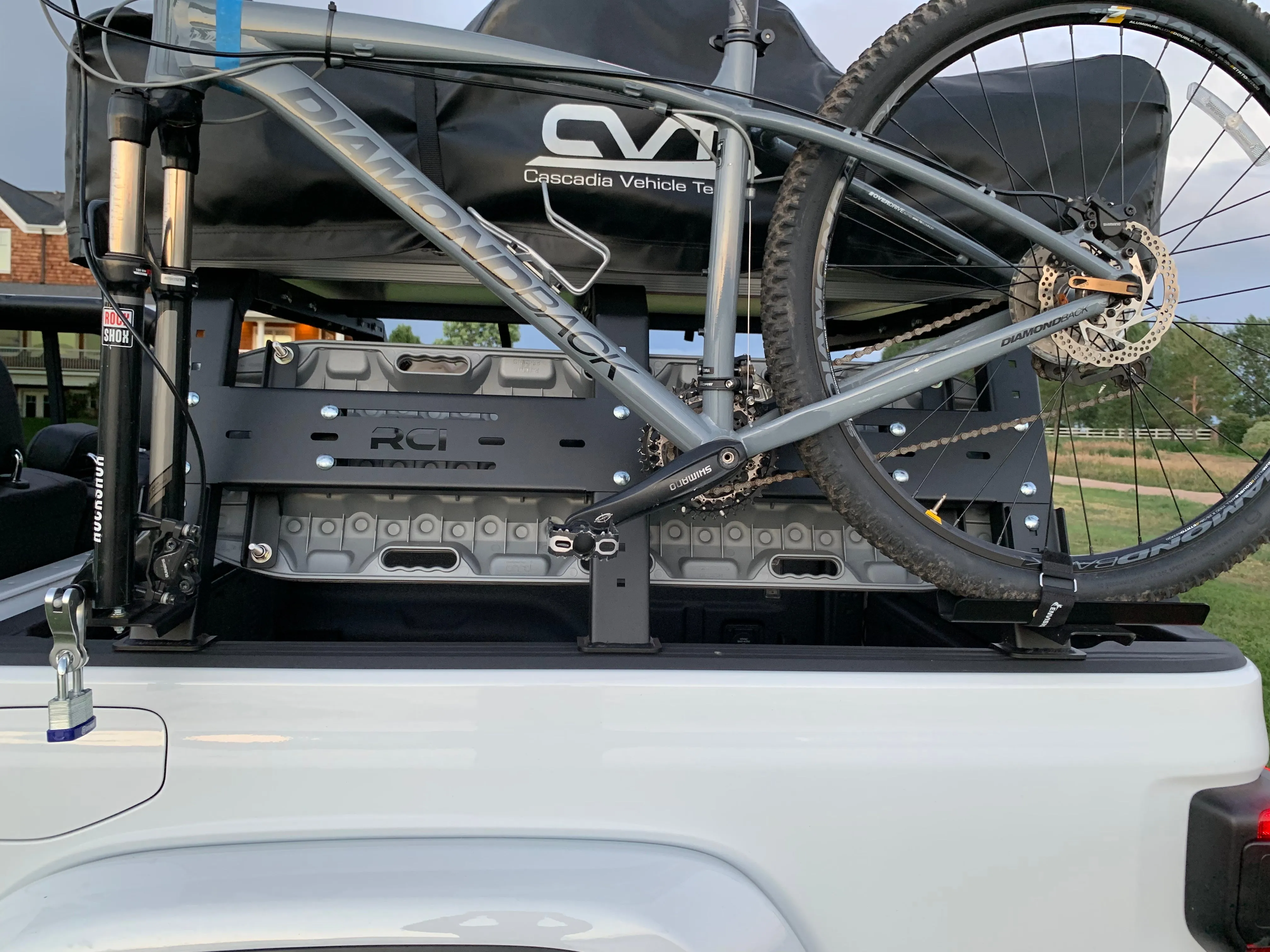 RCI Metalworks 18" Adjustable Bed Rack