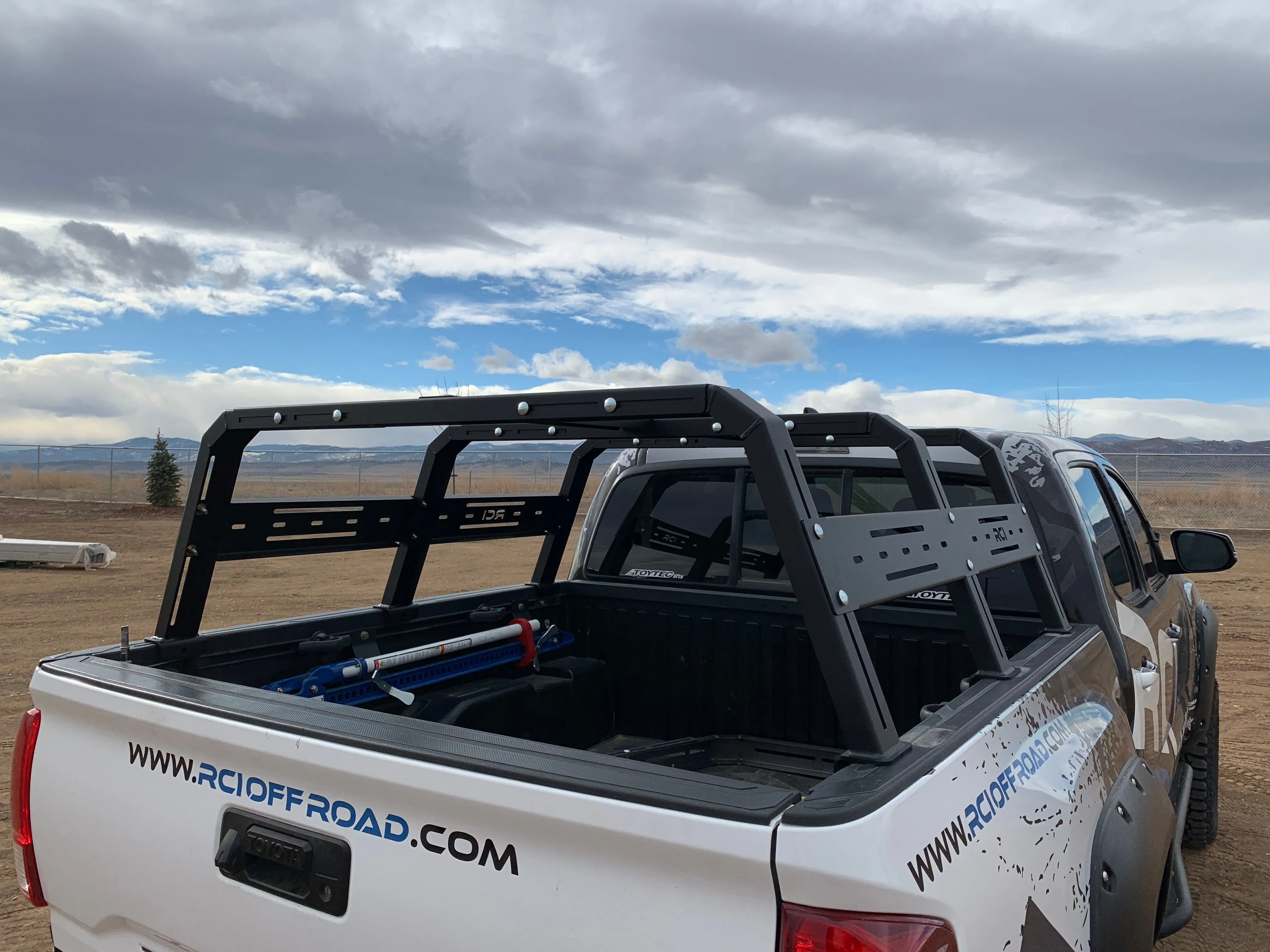 RCI Metalworks 18" Adjustable Bed Rack